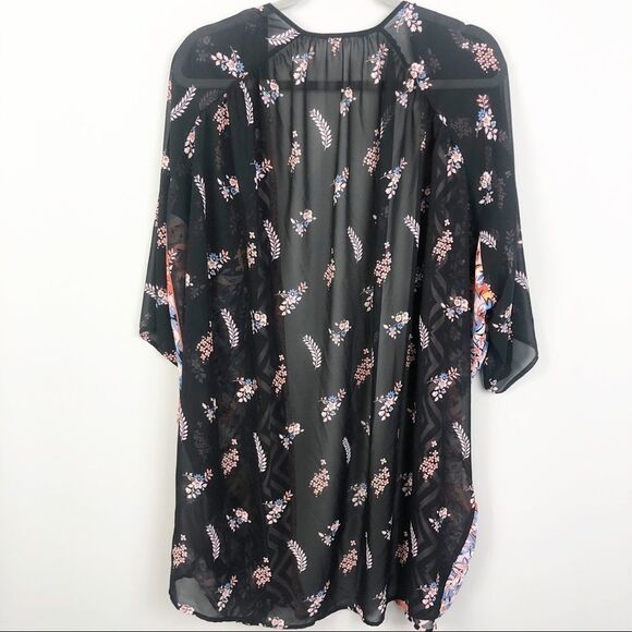 BOHO Multiple Pattern Sheer Kimono - Picture 6 of 7